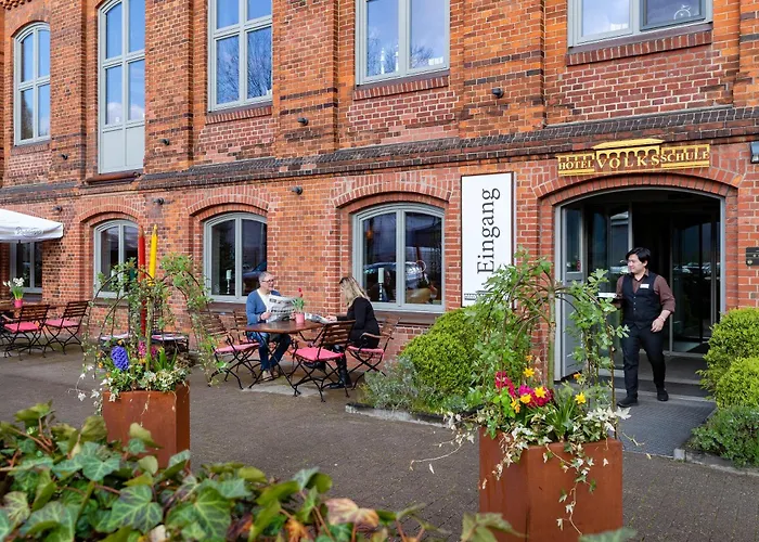 Volksschule Hotel