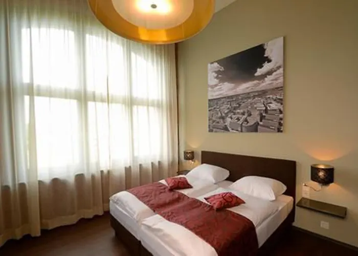 Hotel Volksschule 4*