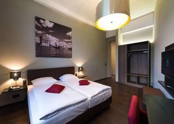 Volksschule Hotel