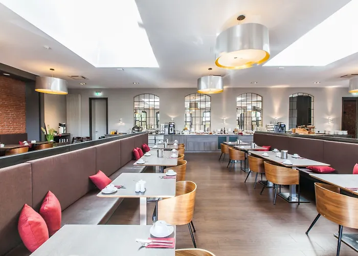 Volksschule Hotel Hambourg