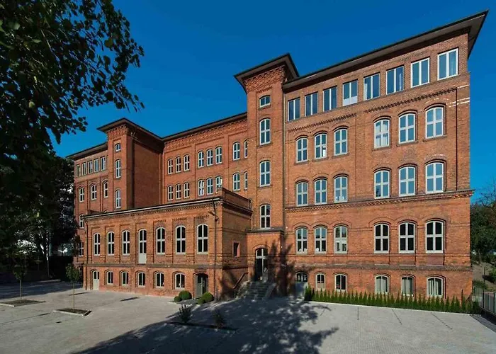 Volksschule Hotel